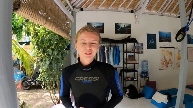 Фридайвинг на Бали | Как научиться нырять на 10 метров? смотреть онлайн