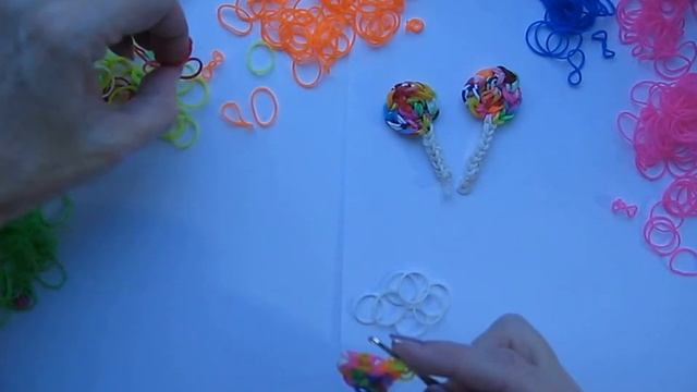 Фигурки из резинок Без станка Брелок Леденец Игрушка Новогодние Подарки Поделки с детьми!