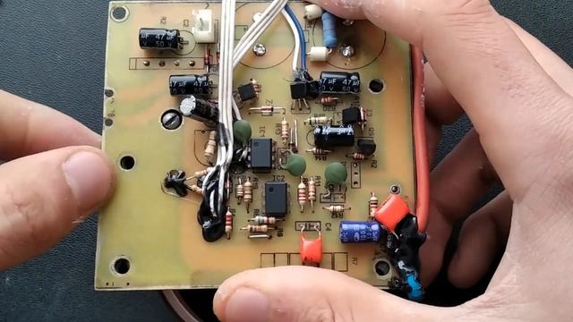 Блок питания с регулировкой напряжения и тока . Лабораторный блок питания . смотреть онлайн