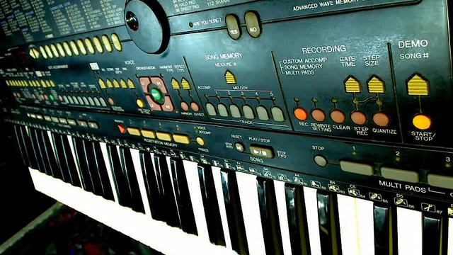YAMAHA PSR - 510 (DEMO songs) HiQ sound смотреть онлайн