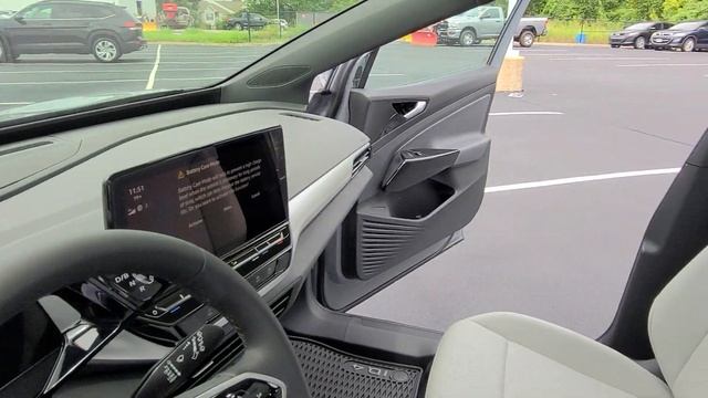What does the ID.4 look like in Moonstone Gray with Lunar Gray interior? смотреть онлайн