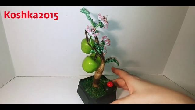 ЯБЛОНЬКА БОНСАИ ИЗ БИСЕРА БЕЗ ГИПСА АНОНС К МК от Koshka2015 - цветы из бисера, бисероплетение DIY смотреть онлайн