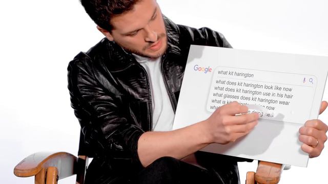 Кит Харрингтон отвечает на часто задаваемые вопросы в Интернете - WIRED на русском смотреть онлайн