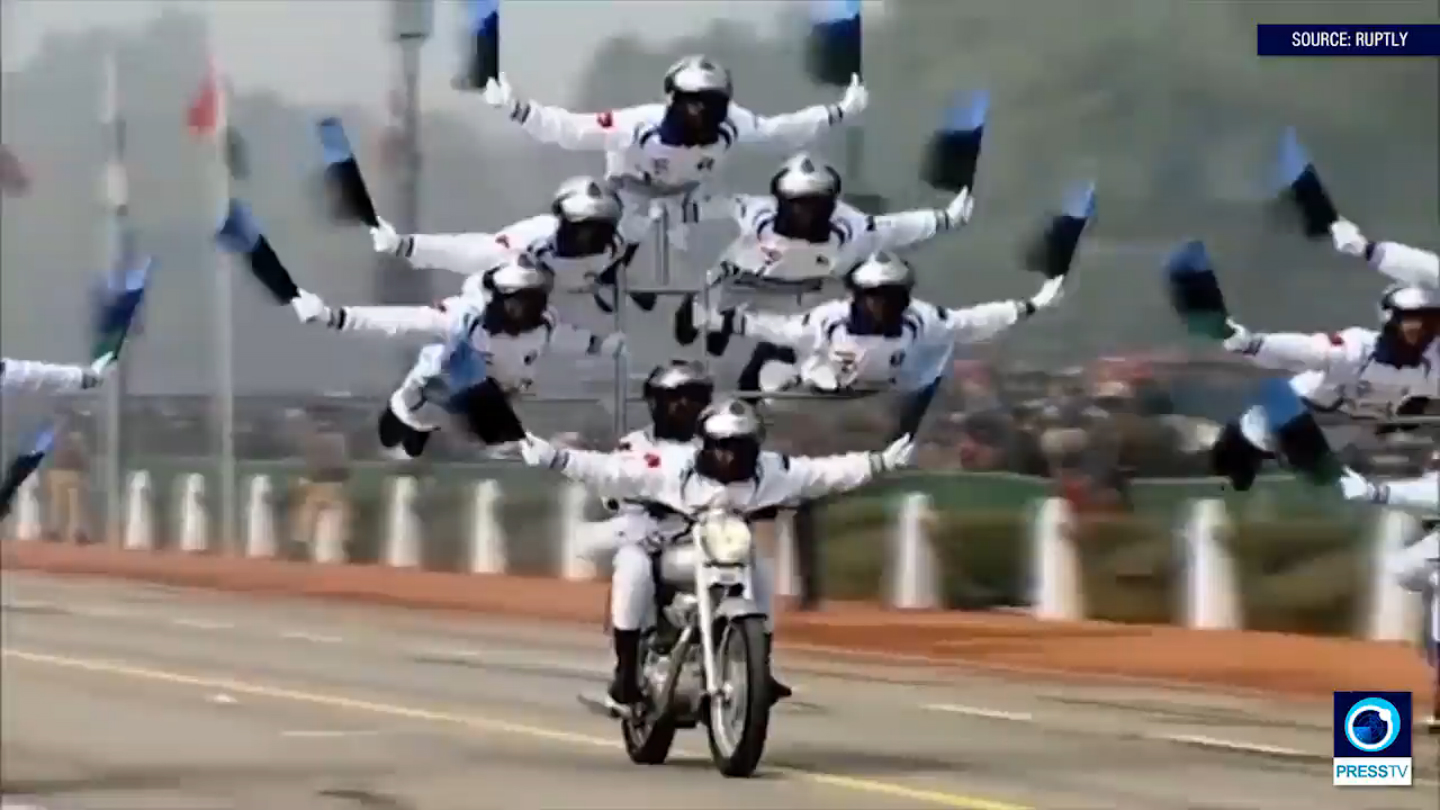 Парад мотоциклистов смотреть онлайн