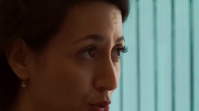 GG Essenza История Аромата смотреть онлайн