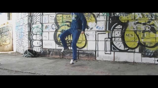 Фреон шварценеггер и Файф Норрис,накаченные железные яйца смотреть онлайн