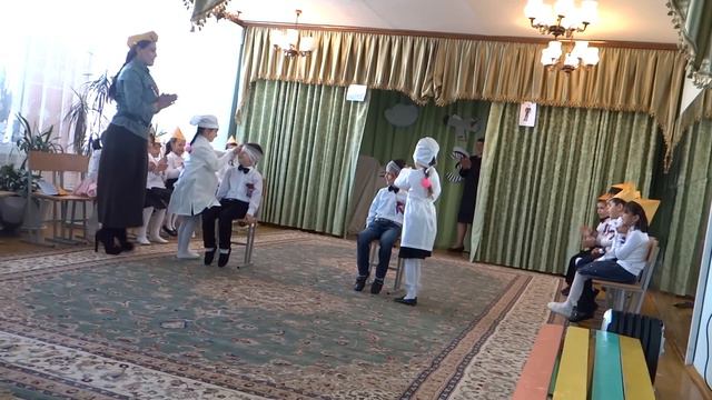 Утренник ко Дню Защитников Отечества. Подготовительная группа МКДОУ №8 20.02.2015г. смотреть онлайн