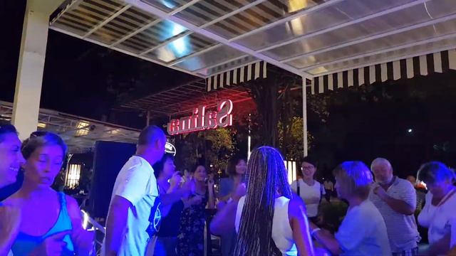 Нячанг кафе Салина смотреть онлайн