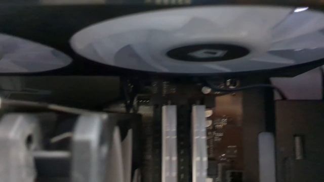 Переход с Xeon на Ryzen. Сборка и модификация корпуса смотреть онлайн