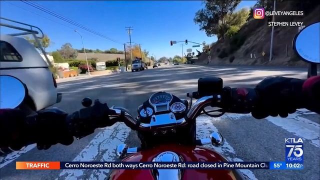 Motorcyclist survives terrifying car crash caught on camera in Malibu смотреть онлайн