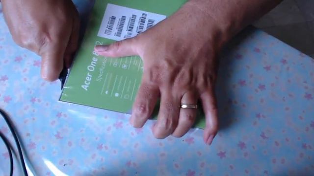 Unboxing Acer One 8 T2 Budget Android Tablet смотреть онлайн