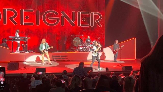 Foreigner - Double Vision смотреть онлайн