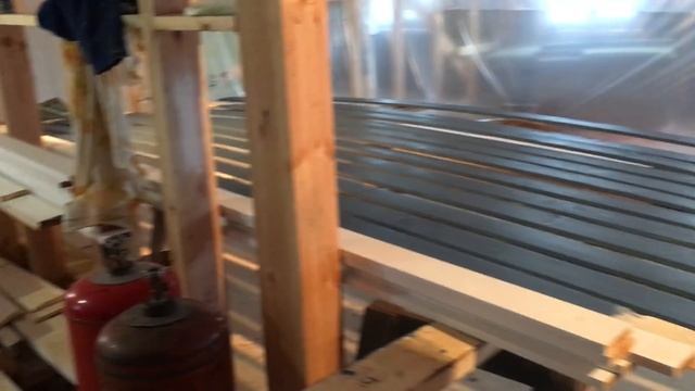 Каркасный одноэтажный дом 10х13м (130 м2). Покраска наружной отделки. смотреть онлайн