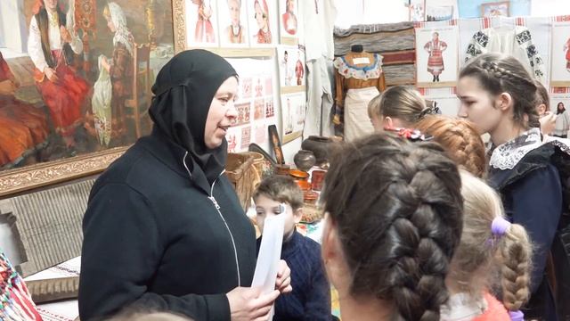 Викторина по выставке костюмов и народного быта в п.Ольга смотреть онлайн