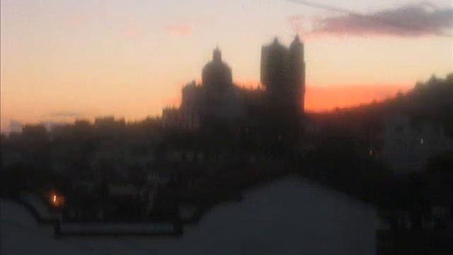 MOMENTI смотреть онлайн