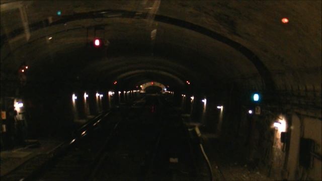 Ligne 10 du métro de Paris : Gare d'Austerlitz - Sèvres-Babylone (Première partie) [HD] смотреть онлайн