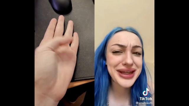 Тикток и его заморочки с большим пальцем и мизинцем смотреть онлайн