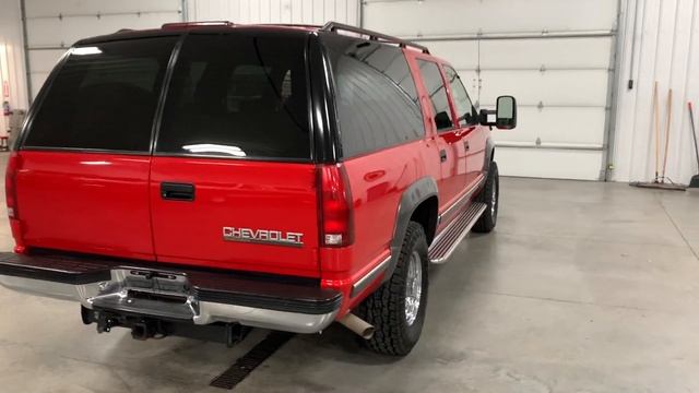 SOLD!!!! SUPER CLEAN 1996 CHEVROLET 3/4 TON SUBURBAN!! CALIFORNIA VEHICLE!!! смотреть онлайн