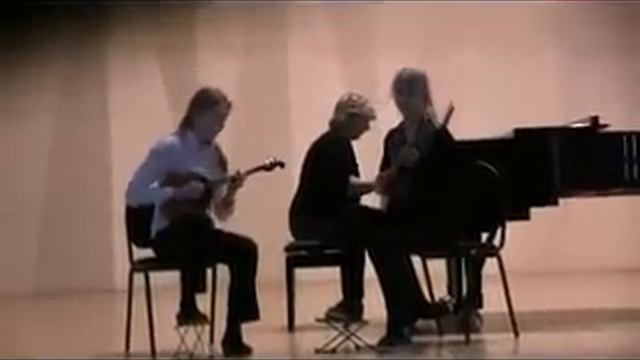 Domra фантазия на военные темы обр. Л.Хромовой