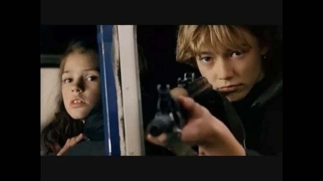 Сестры (10) Странное Рождество - Агата Кристи смотреть онлайн