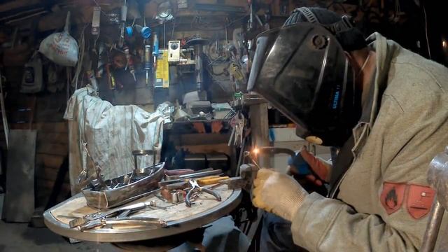 Подстаканники двое в лодке. Делаем руки, вёсла. смотреть онлайн