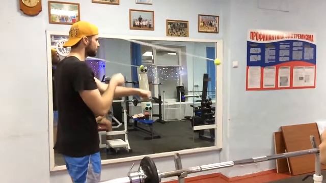 Олег Никифоренко. Fight Ball, мяч на резинке (медленно) смотреть онлайн
