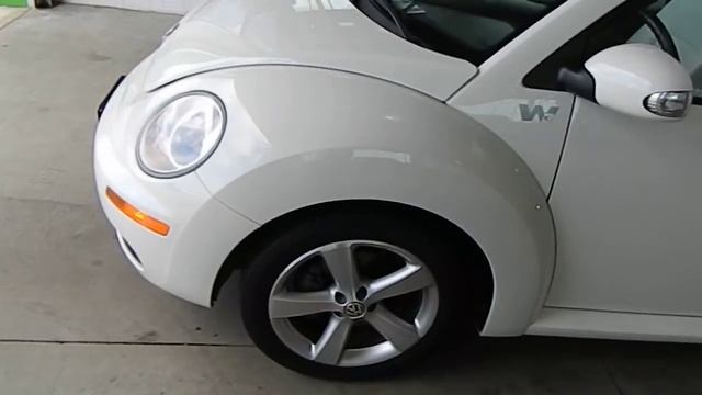 Triple White Edition 2008 VW New Beetle @ Eastside Volkswagen in Cleveland, Ohio смотреть онлайн