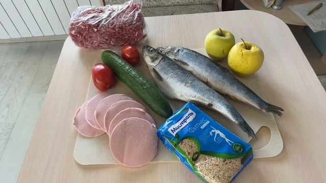 КАК И ЧЕМ Я КОРМЛЮ СВОИХ СОБАК | корм или натуралка? | ВИТАМИНЫ смотреть онлайн