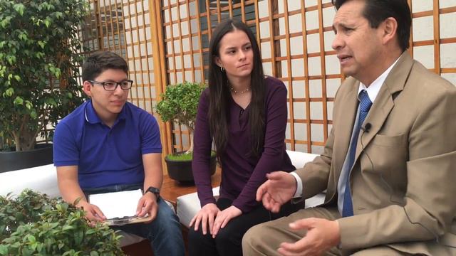 Entrevista con Andrés Benavides смотреть онлайн