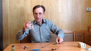 Генератор частоты 2,93Гц на транзисторе КТ502Б.