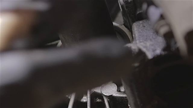 Diff Flange Oil Seal Replacement, Ford Mondeo Mk5 смотреть онлайн