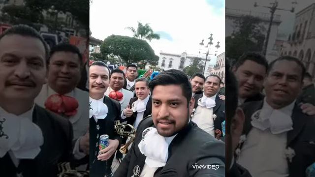 Deja con mariachi-Alberto Castillo смотреть онлайн