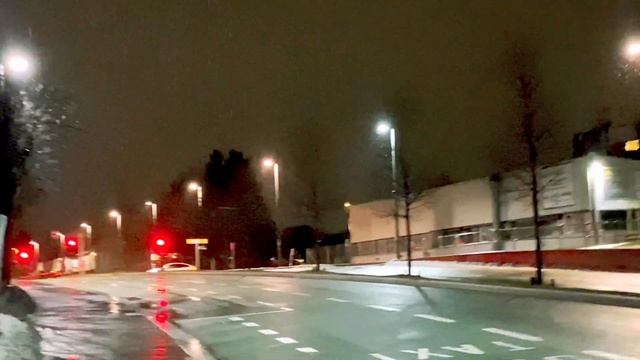 iPhone 11 pro Max vs Camera Canon eos 650d ya video quality fiican? смотреть онлайн