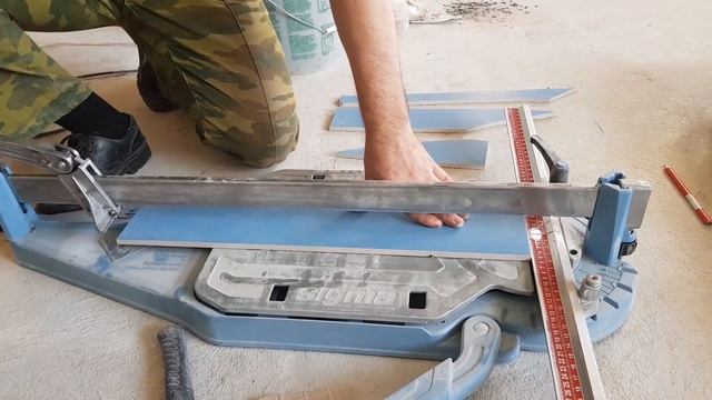 Особенности резки плитки - Керамогранит(Ремонт квартир в Новосибирске) смотреть онлайн