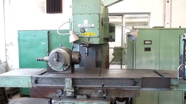 TOS FD 40 V Console milling machine смотреть онлайн