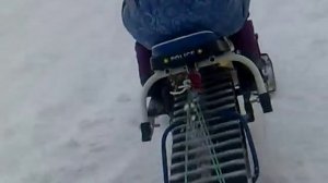 Детский снегоход с двигателем от триммера. Проверка тяги двигателя 1 л.с.