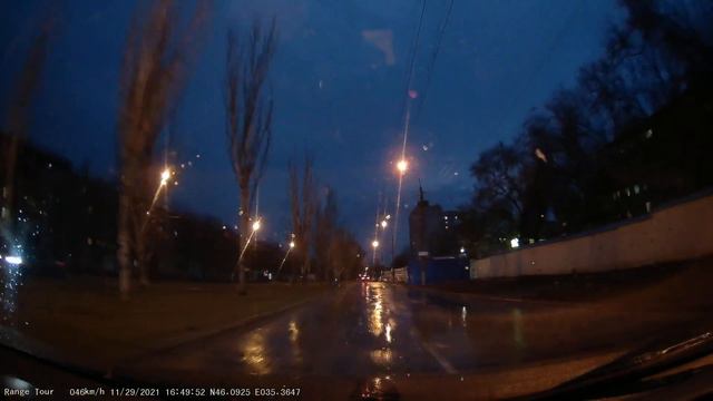 Луганск, Восточные Кварталы, ул. 30- лет Победы, Карпинского. 2021/11/29 смотреть онлайн