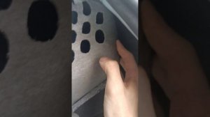 skoda rapid как снять заливную горловину/ как открыть лючок бензобака если залип актуатор.