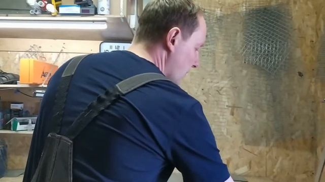 Зубр??? Электрические ножницы по металлу. Инструмент, которым я делаю клетки, поддоны. смотреть онлайн