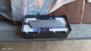 Солнечная батарея для гаража. Заряжаю литиевый аккумулятор от солнечной батареи.