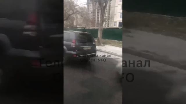 Огромные очереди выстроились к АЗС в Одессе. смотреть онлайн