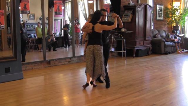 Oscar Mandagaran y Georgina Vargas Wkshp 1 at Tango by the River смотреть онлайн