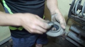 ремонт стойки, амортизатора.  Renault Duster Рено Дастер  , подготовка