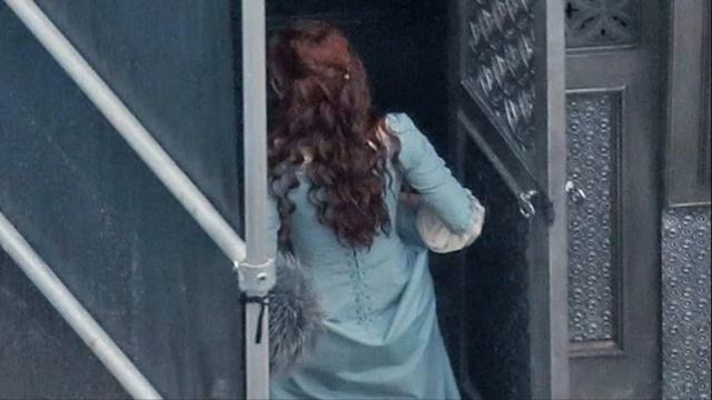 House of the Dragon: Costume Spy Photos Update, Hi-Res Young Rhaenyra & Alicent (Game of Thrones) смотреть онлайн