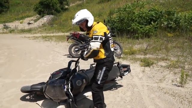 Как поднимать тяжелый мотоцикл Уроки от Клинтона Смаута смотреть онлайн