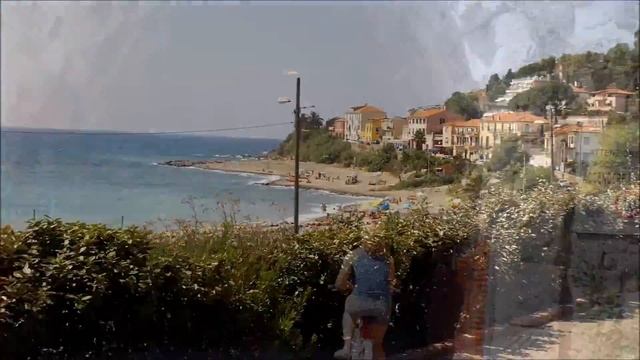 SULLA PISTA CICLABILE SAN LORENZO AL MARE - SANREMO смотреть онлайн