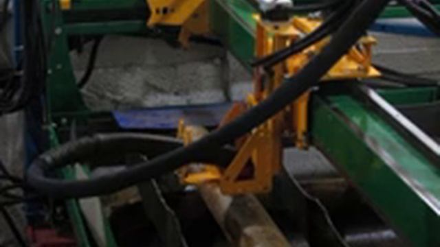 Декоративный вырез в круглой трубе на станке с ТНС. смотреть онлайн
