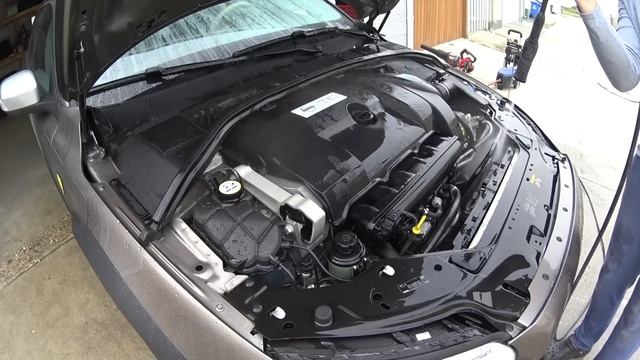 Volvo Engine Wash / Мойка двигателя Volvo смотреть онлайн