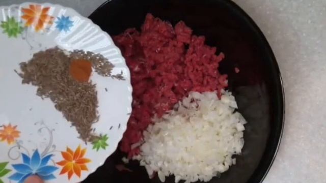 КАК ПРИГОТОВИТЬ ПИРОЖКИ С МЯСОМ смотреть онлайн