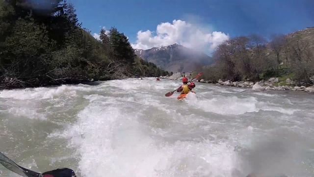 Сплав на каяках по весеннему Кавказу (КЧР) смотреть онлайн